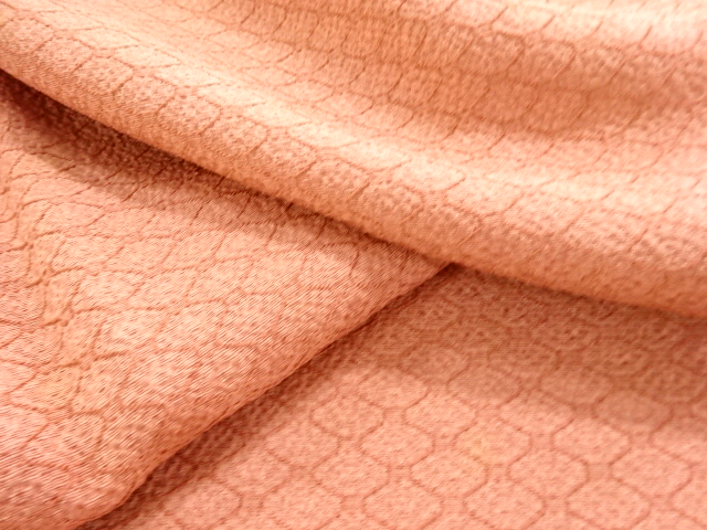  作家物　蜀江模様織り出し一つ紋色無地着物